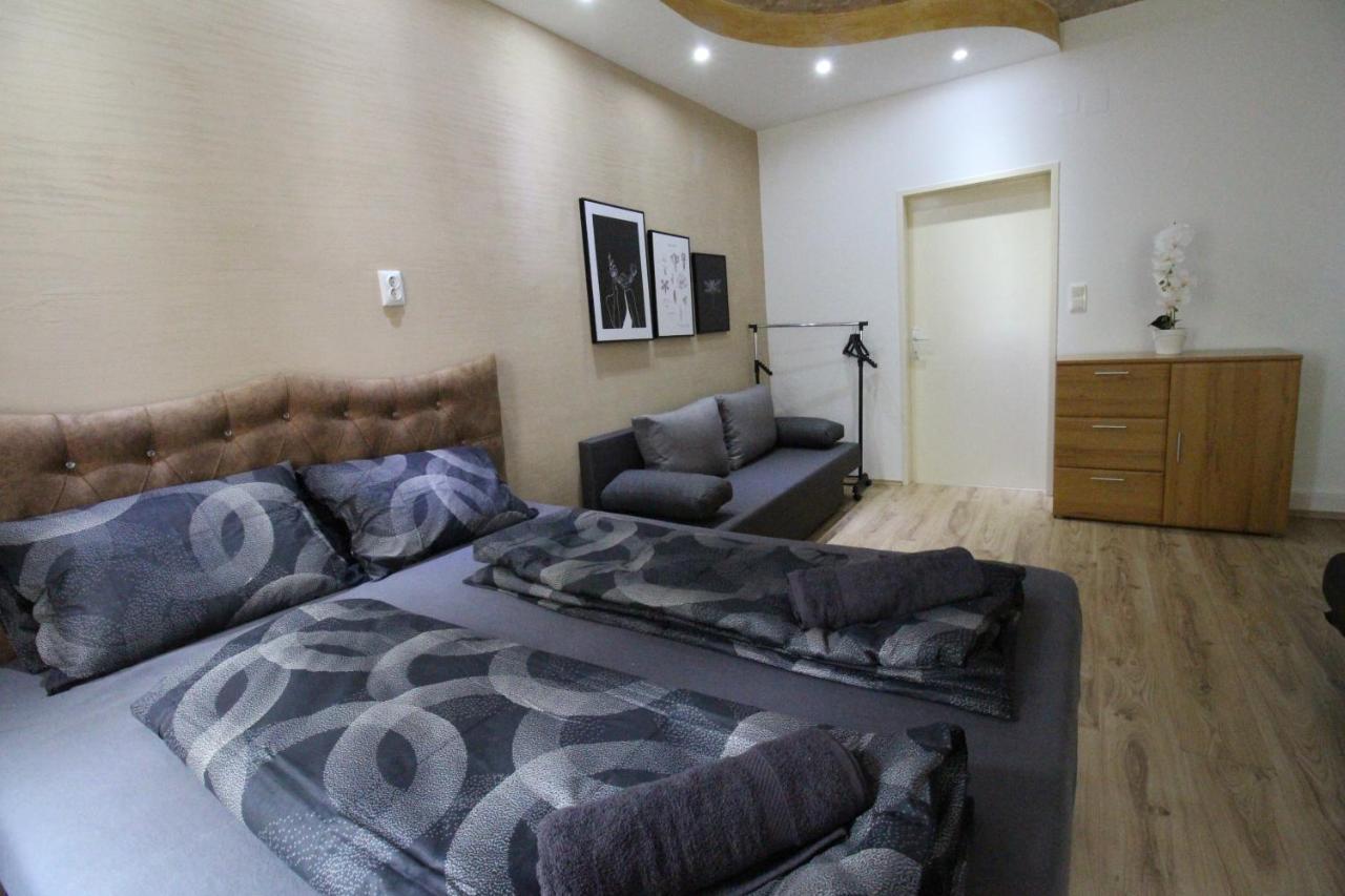 Private Quad Bedroom With Bathroom Rf3 Відень Екстер'єр фото
